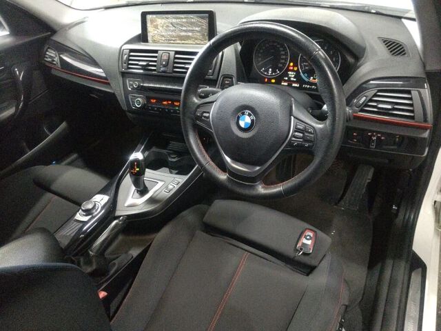 2012 BMW 1 Series 120i Sport auction photo 3