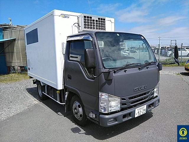 2015 Isuzu Elf Japan auction vehicle
