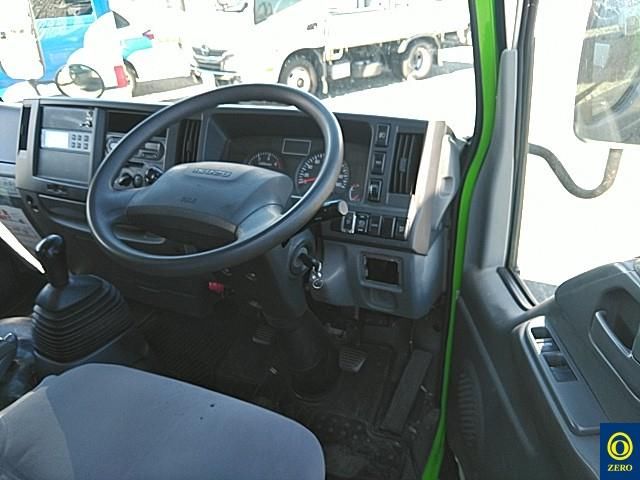 2015 Isuzu Elf auction photo 5