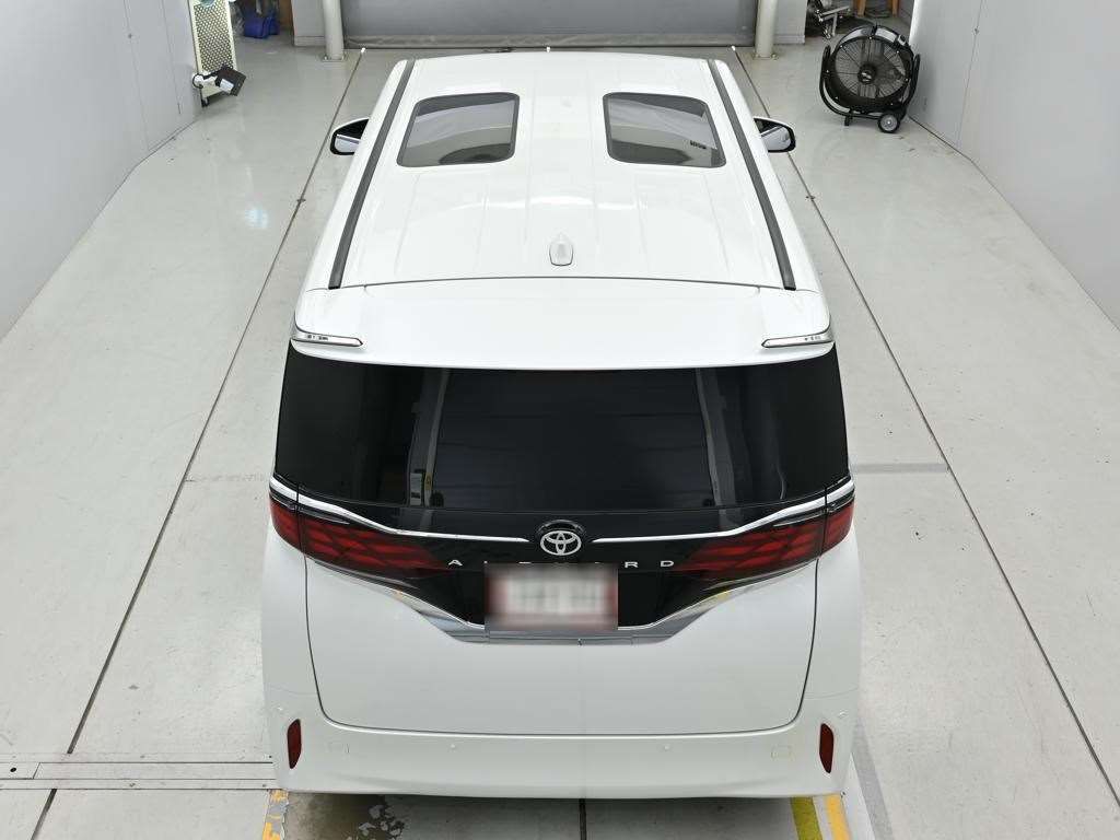 2023 Toyota Alphard Z auction photo 8