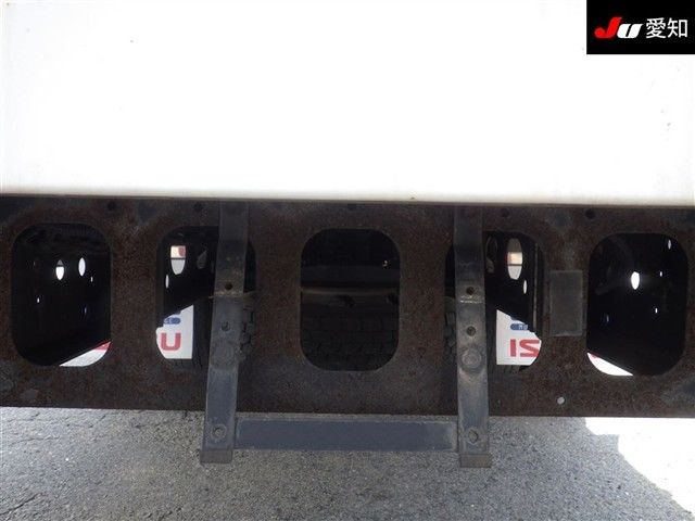 2017 Isuzu Aluminum wing 3t auction photo 9