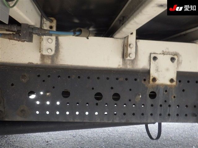2017 Isuzu Aluminum wing 3t auction photo 6