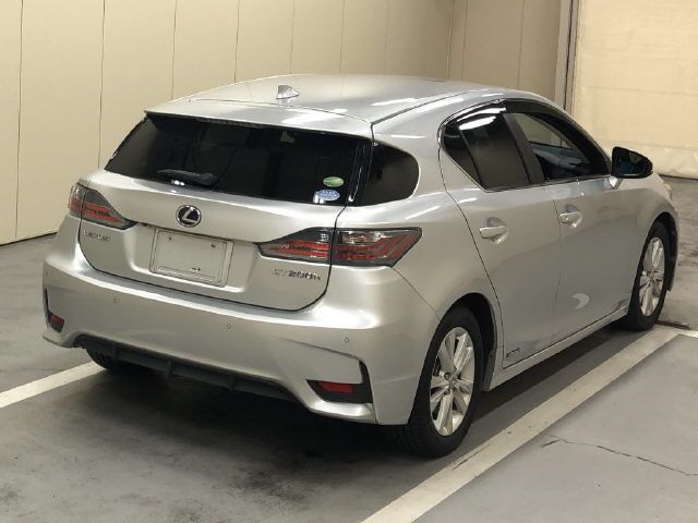 2014 Lexus CT CT200H バージョンC auction photo 4