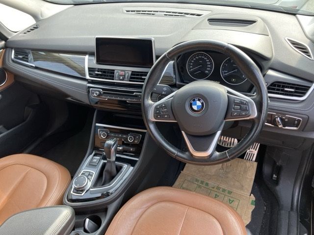 2016 BMW 2 Series 218D グランツアラー ラグジュアリ auction photo 4