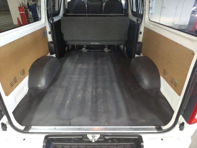 2026 Toyota Hiace Long DX GL Package auction photo 3