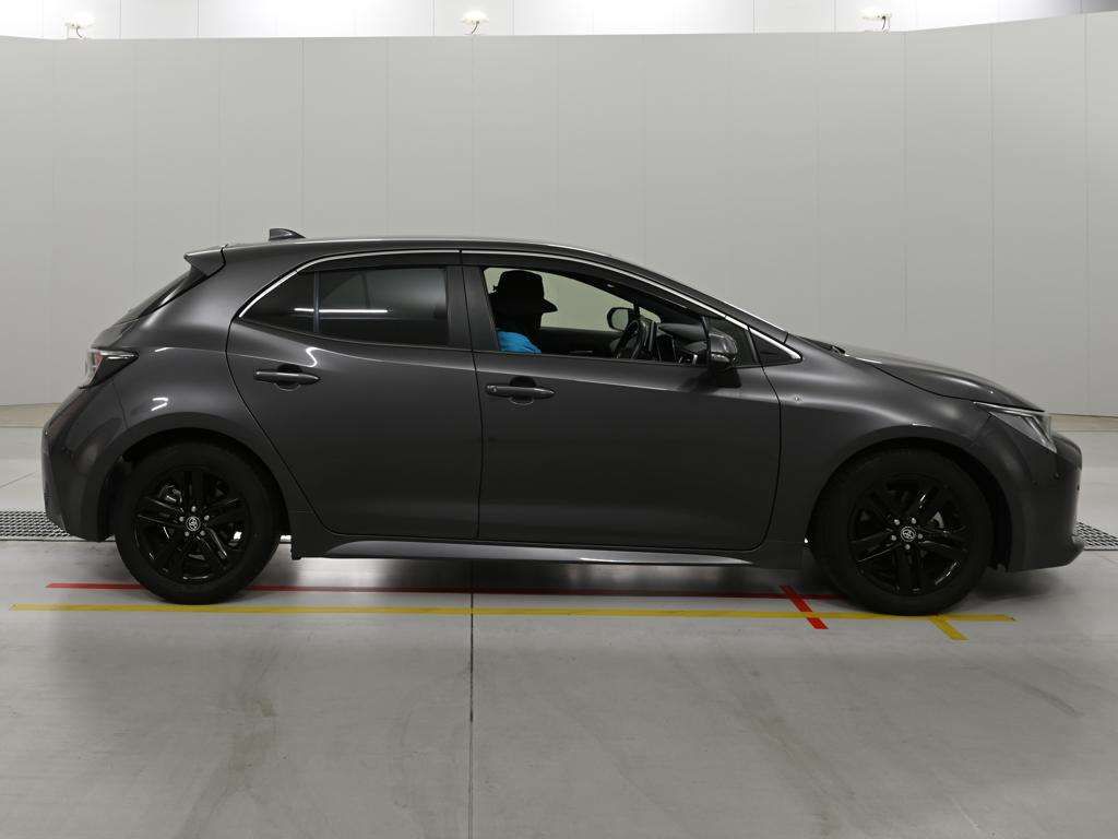 2021 Toyota Corolla Sport ハイブリットG スタイルパッケージ auction photo 3