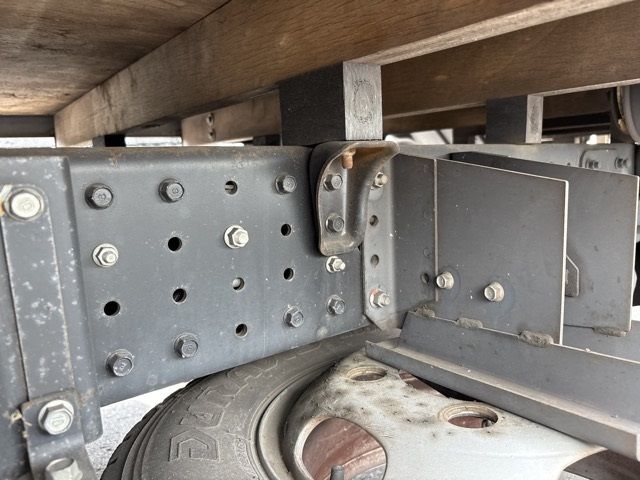2015 Mitsubishi Fuso Canter Hira auction photo 12