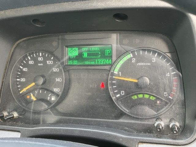 2015 Mitsubishi Fuso Canter Hira auction photo 7