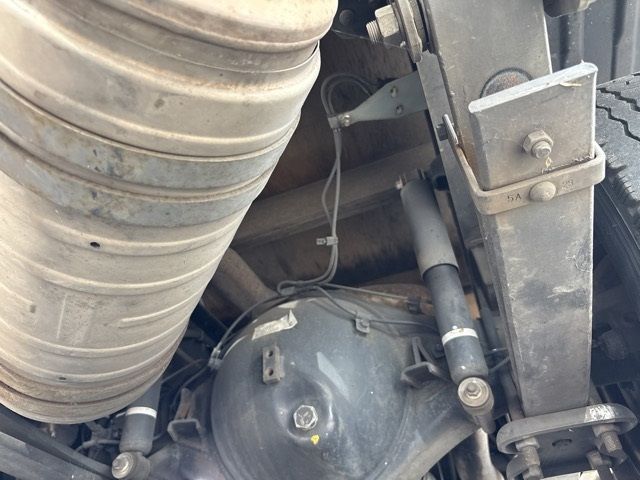 2015 Mitsubishi Fuso Canter Hira auction photo 10