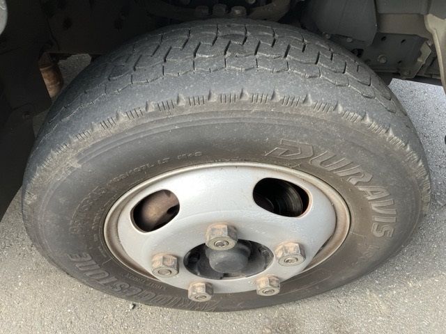 2015 Mitsubishi Fuso Canter Hira auction photo 9