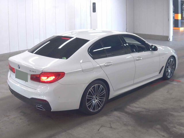 2017 BMW 5 Series 523D M Sport auction photo 5