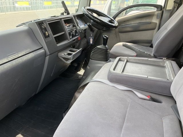 2009 Isuzu Elf アルミバン PG auction photo 5