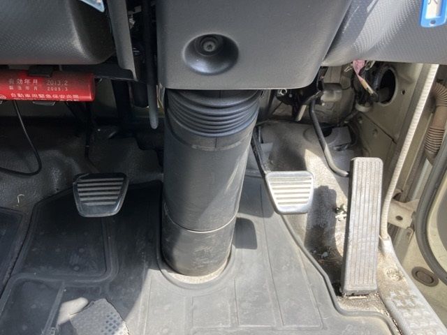 2009 Isuzu Elf アルミバン PG auction photo 4
