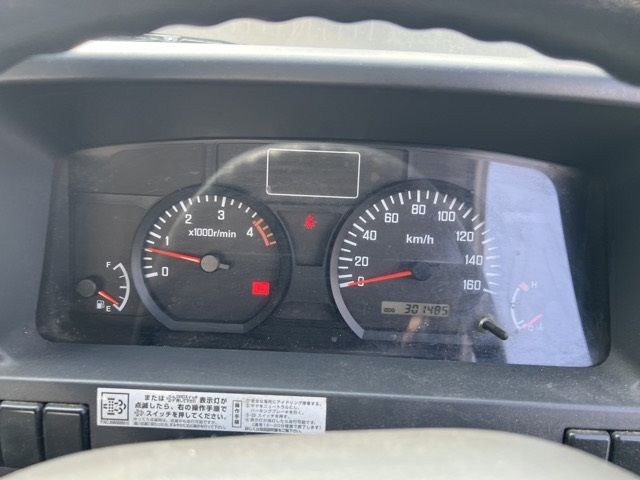 2012 Isuzu Elf シャーシ auction photo 7