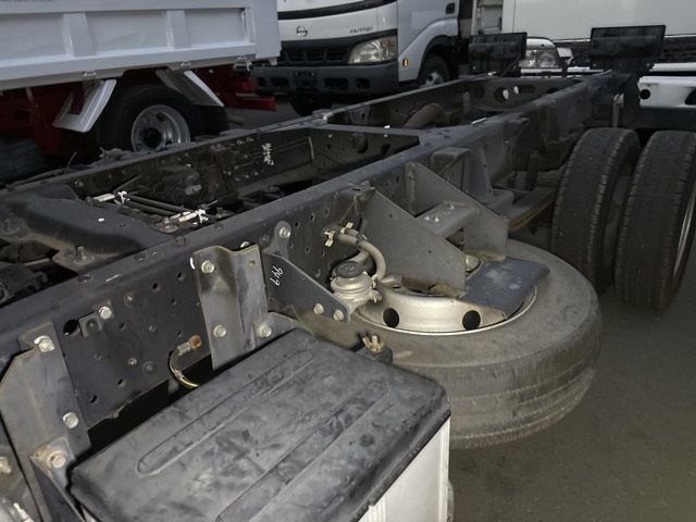 2012 Isuzu Elf シャーシ auction photo 12
