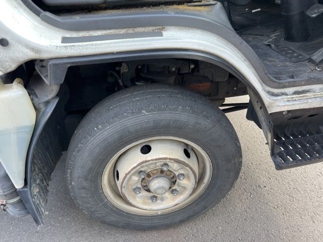 2012 Isuzu Elf シャーシ auction photo 9