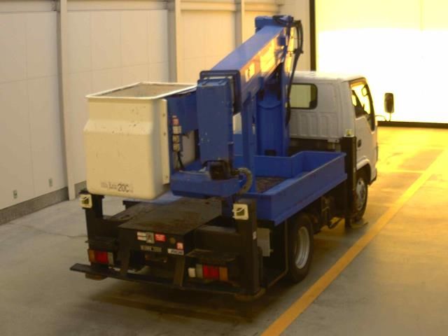 2008 Isuzu Elf 高所作業車 auction photo 2