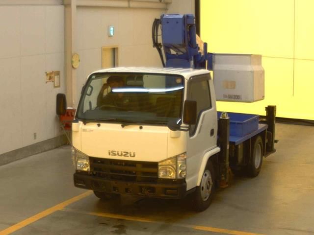 2008 Isuzu Elf 高所作業車 Japan auction vehicle