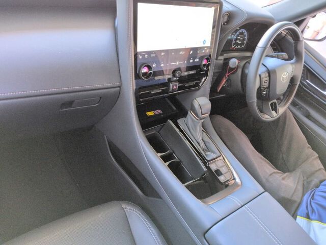 2025 Toyota Alphard Z auction photo 3