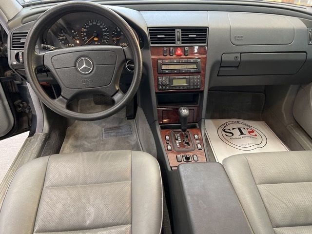 1999 Mercedes-Benz C200 リミテッド auction photo 5