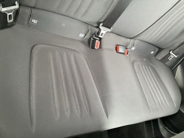 2023 Toyota Yaris ハイブリッドX auction photo 11
