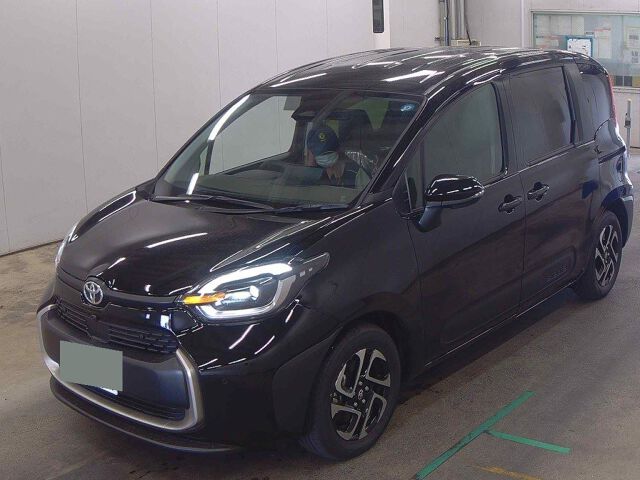 2026 Toyota Sienta ハイブリッドZ auction photo 4
