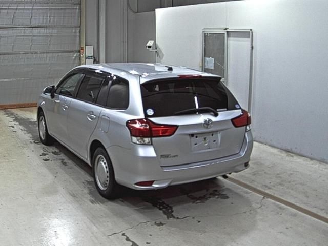 2020 Toyota Corolla Fielder EX 4WD auction photo 2