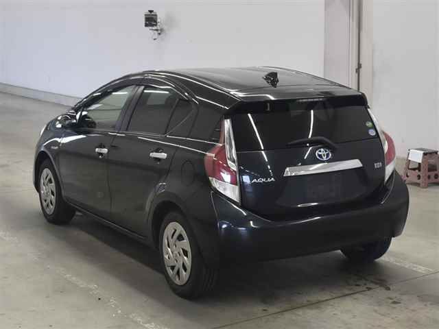 2016 Toyota Aqua S Style Black auction photo 2
