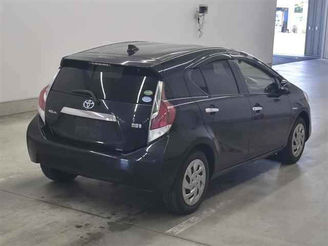 2016 Toyota Aqua S Style Black auction photo 5