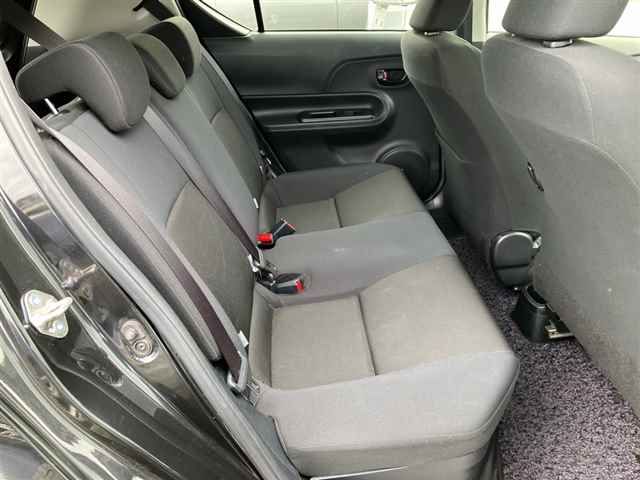 2016 Toyota Aqua S Style Black auction photo 7