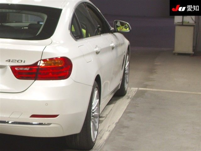 2015 BMW 4シリーズ Gクーペ 420i xDriveラグジュアリー auction photo 8
