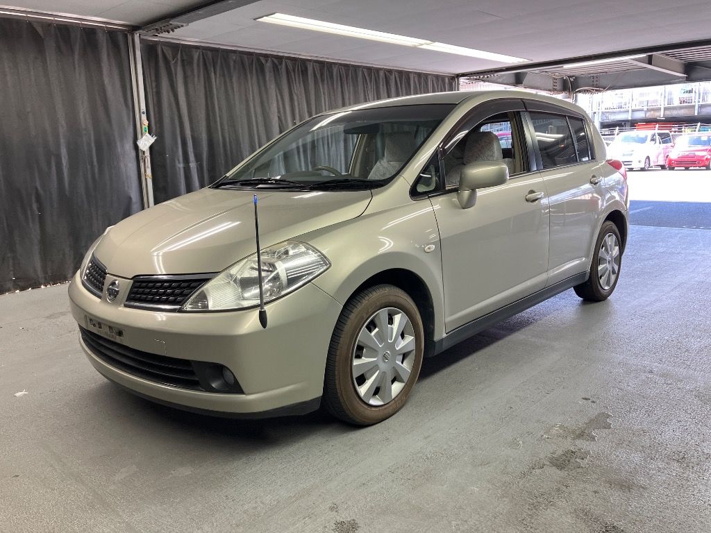 2008 Nissan ティーダ 15M auction photo 5