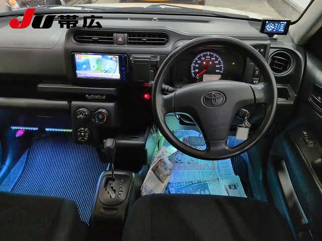 2017 Toyota Succeed 4WD UL auction photo 3