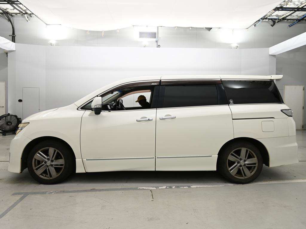 2011 Nissan Elgrand rider auction photo 4