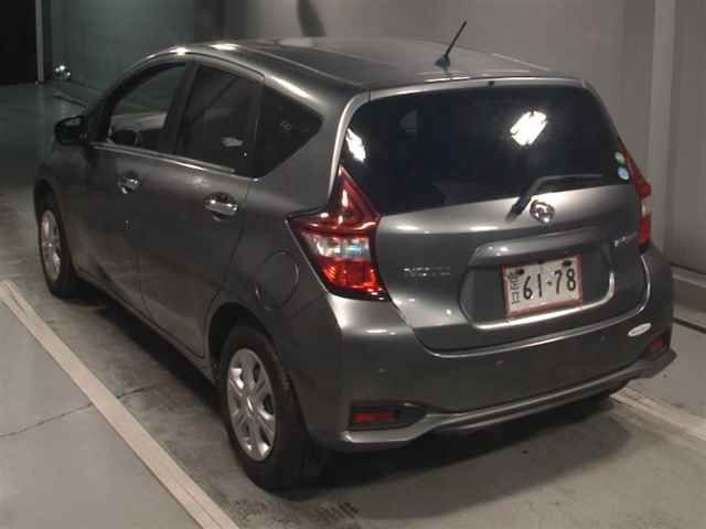 2019 Nissan Note e-パワーX auction photo 2