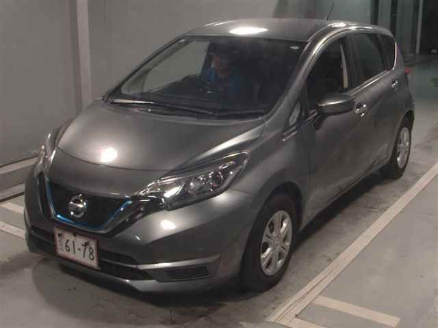 2019 Nissan Note e-パワーX auction photo 4