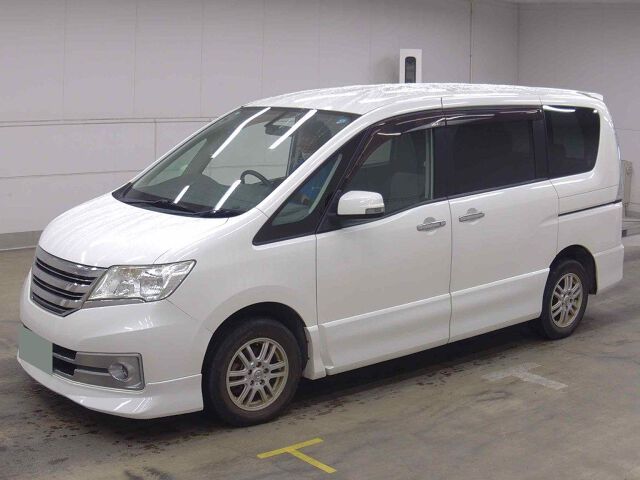 2011 Nissan Serena ライダー 4WD auction photo 4