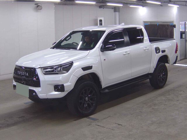 2023 Toyota Hilux Z GR Sport 4WD auction photo 4