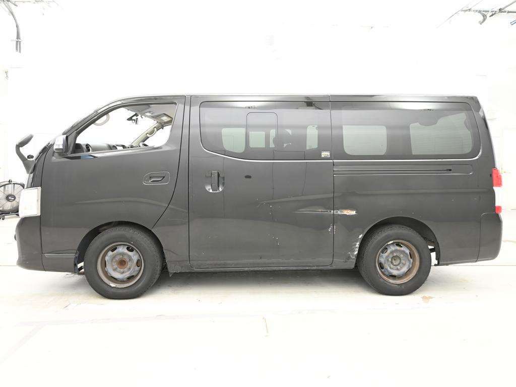2017 Nissan NV350 Caravan ロングプレミアムGXターボ auction photo 4