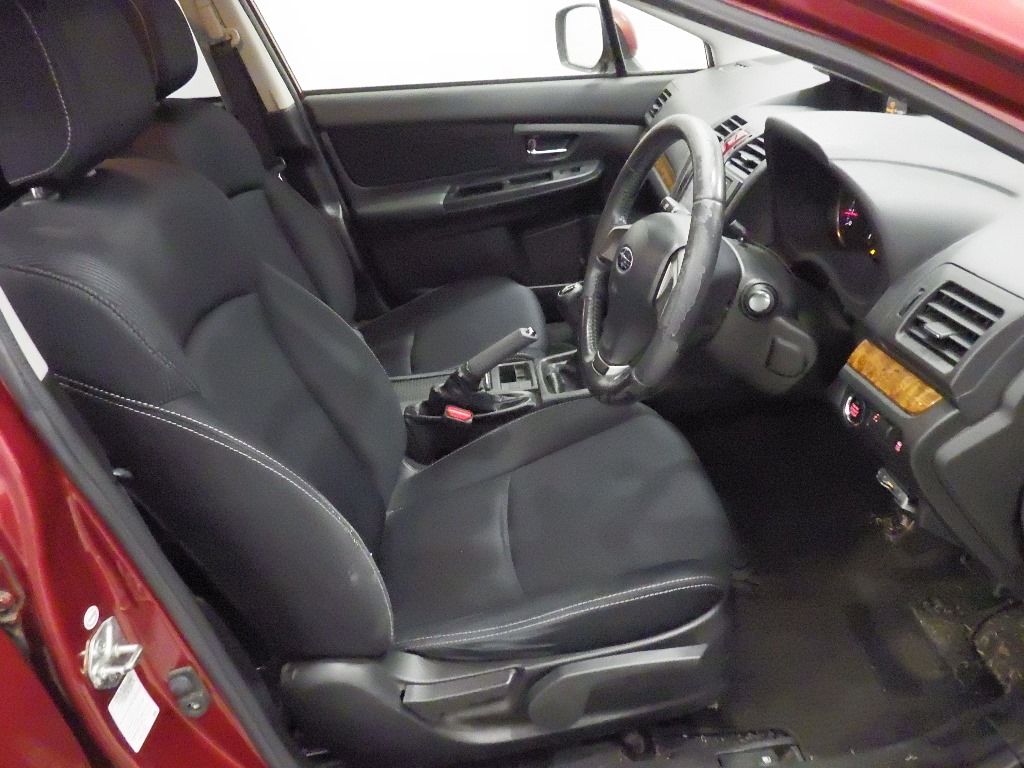 2013 Subaru インプレッサ スポーツ 4WD 1.6i-L auction photo 6