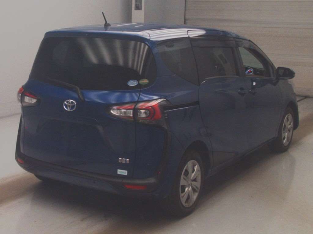 2020 Toyota Sienta Hybrid G ​​Cuero auction photo 2