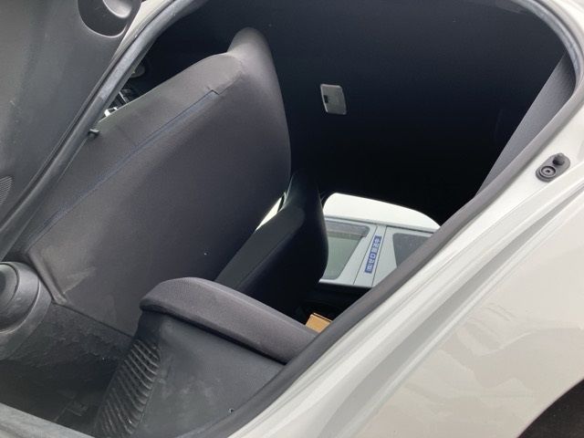 2023 Toyota Yaris ハイブリッドX auction photo 10