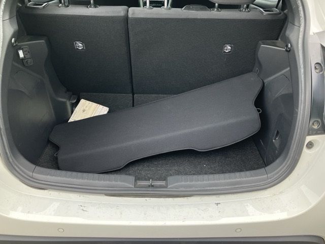 2023 Toyota Yaris ハイブリッドX auction photo 12
