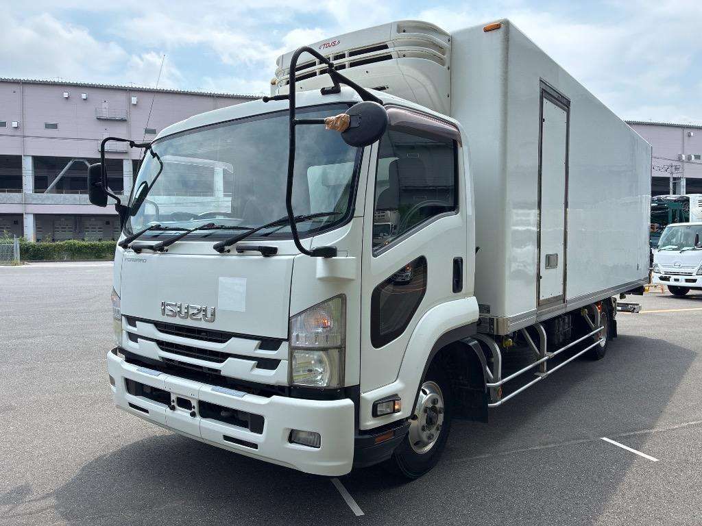2015 Isuzu Forward Reizoureitousha Japan auction vehicle