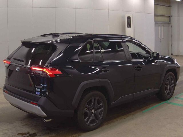 2023 Toyota RAV4 HV Adventure 4WD auction photo 5