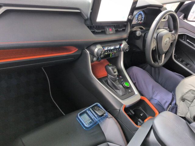2023 Toyota RAV4 HV Adventure 4WD auction photo 3