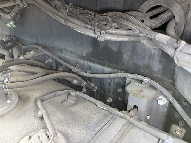 2018 Hino Dutro コウショサギョウ auction photo 17