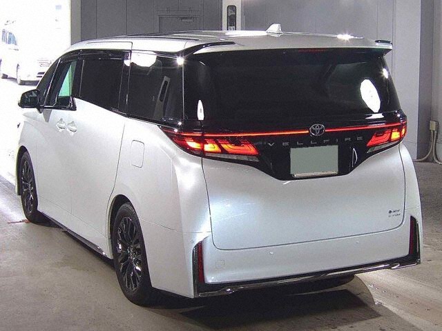 2023 Toyota Vellfire Zプレミア 4WD auction photo 2