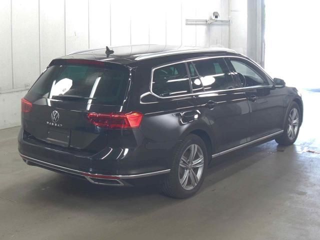 2022 Volkswagen VW パサート ヴァリアント TDIエレガンス auction photo 3