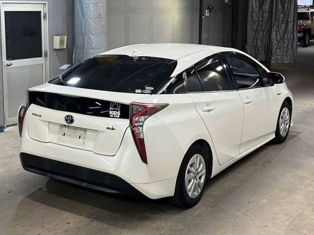 2016 Toyota Prius S auction photo 5